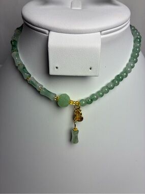 Gold & Green Jade Beaded Choker - Elegant Women Jewelry New Without Tags
